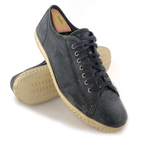 John Varvatos Other - John Varvatos Black Leather Low Top Sneakers